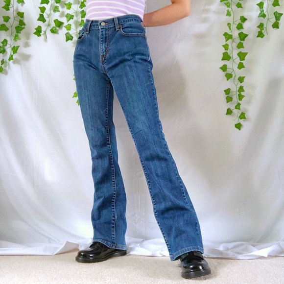 2000s Levi’s 515 bootcut jeans - Picture 3 of 4